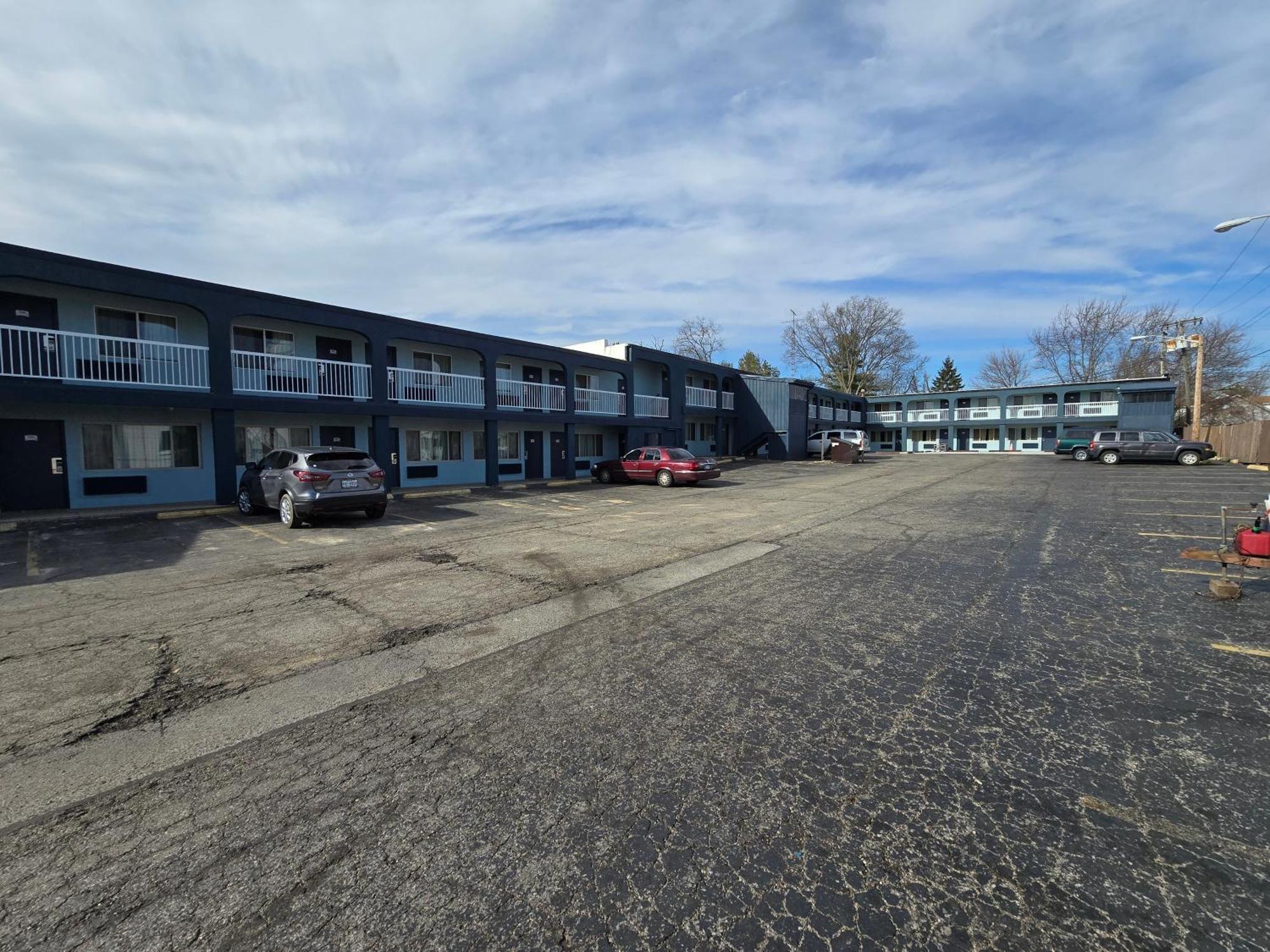 Richmond Inn And Suites Kültér fotó