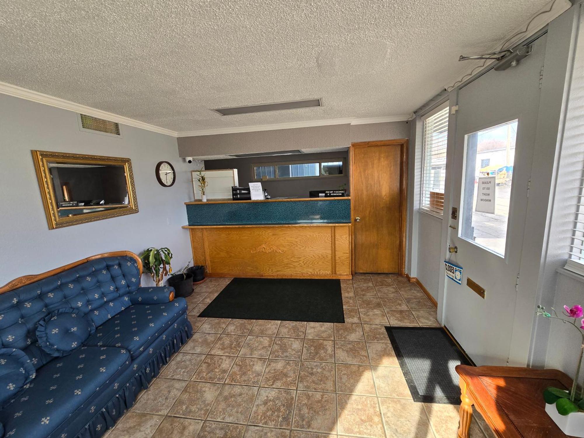 Richmond Inn And Suites Kültér fotó