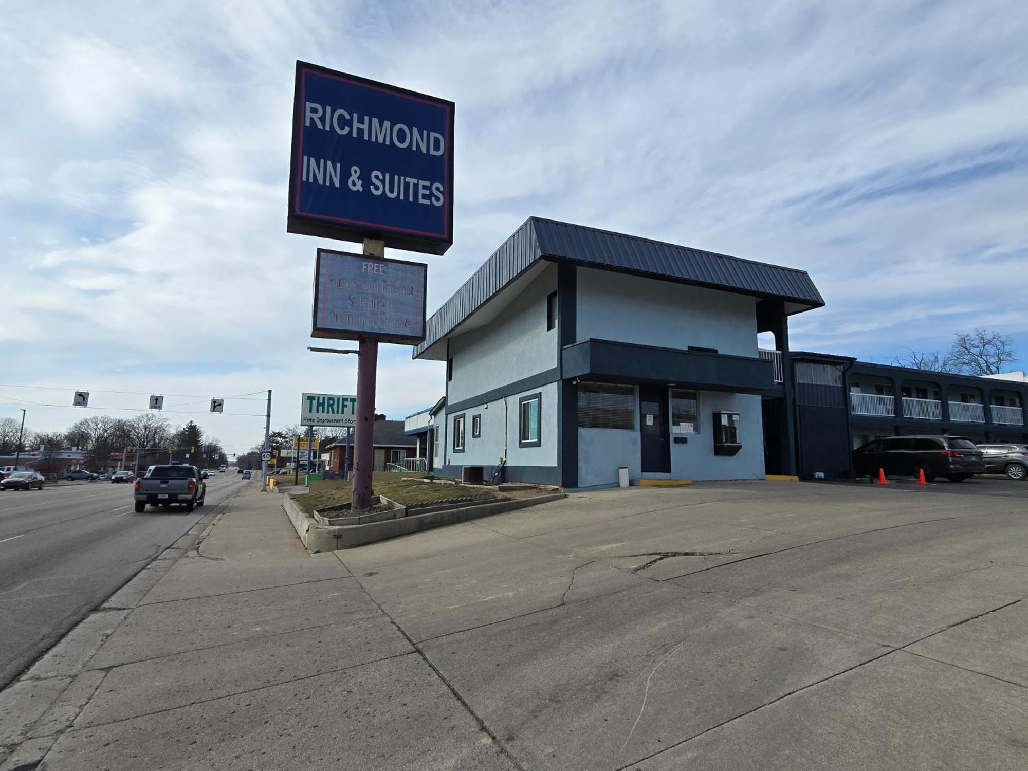 Richmond Inn And Suites Kültér fotó