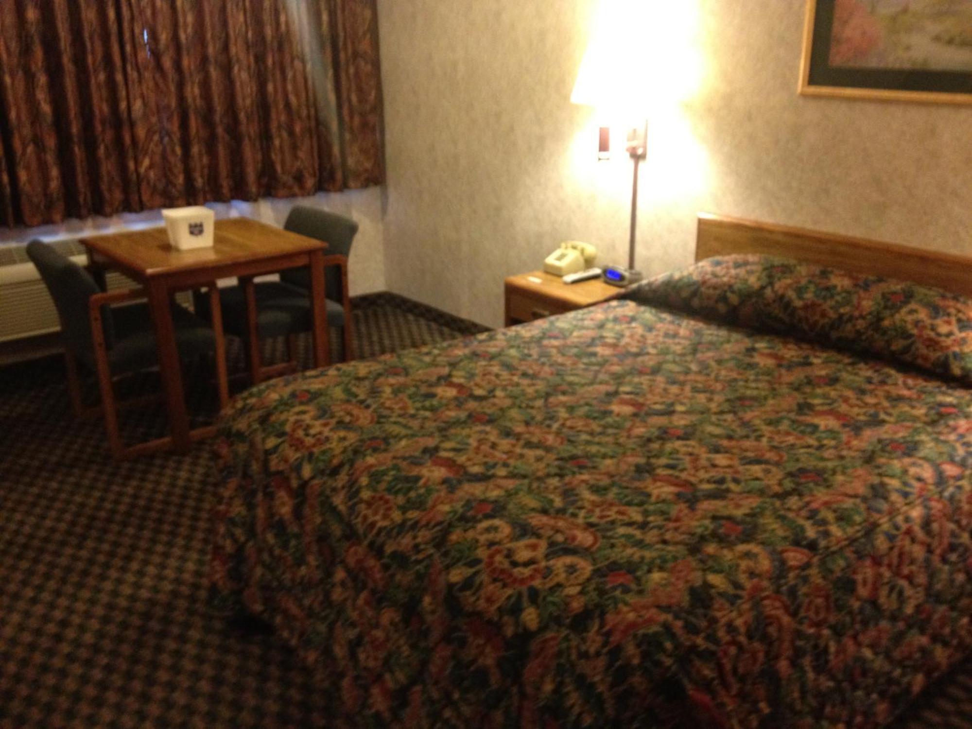 Richmond Inn And Suites Kültér fotó