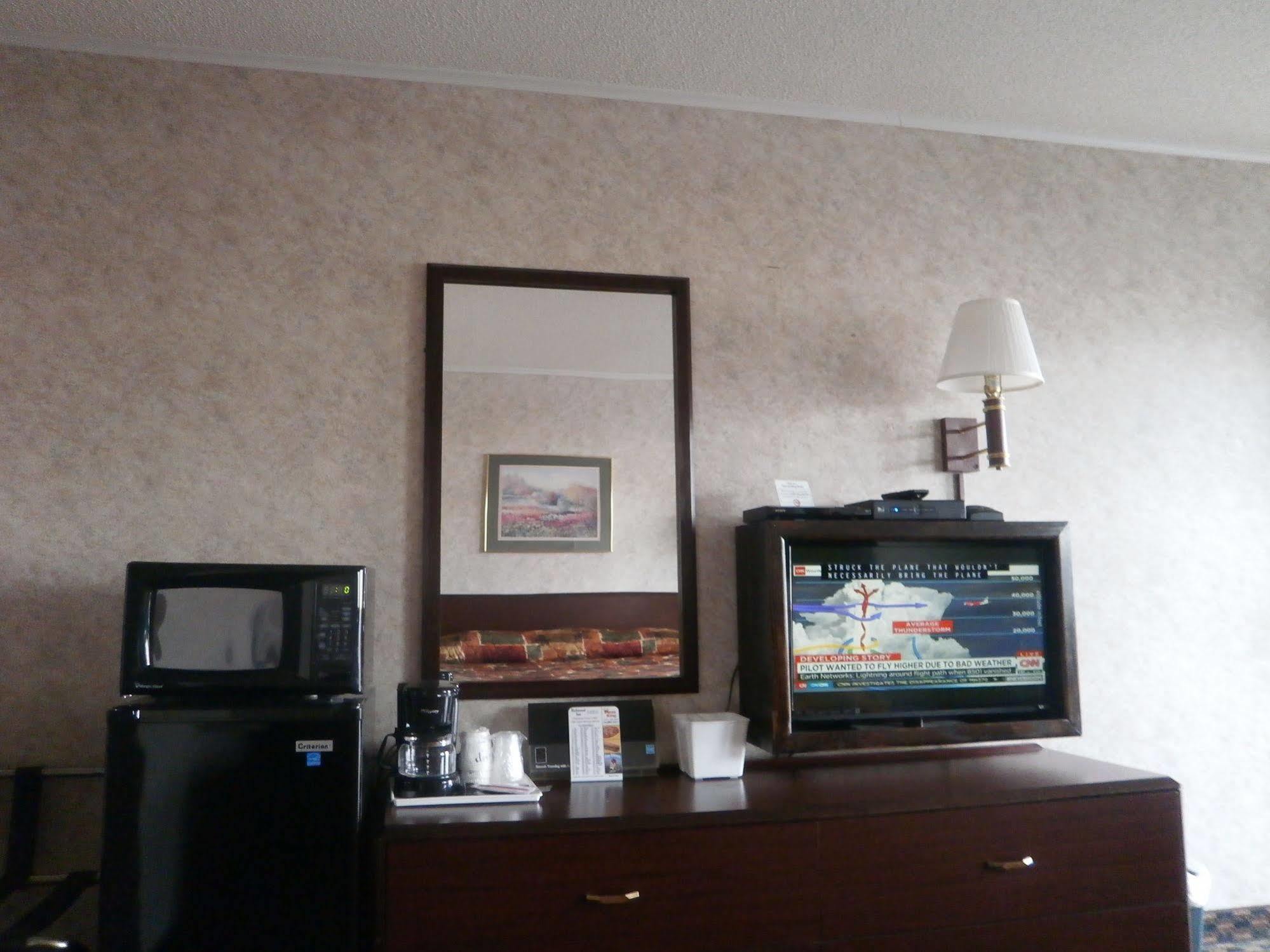 Richmond Inn And Suites Kültér fotó