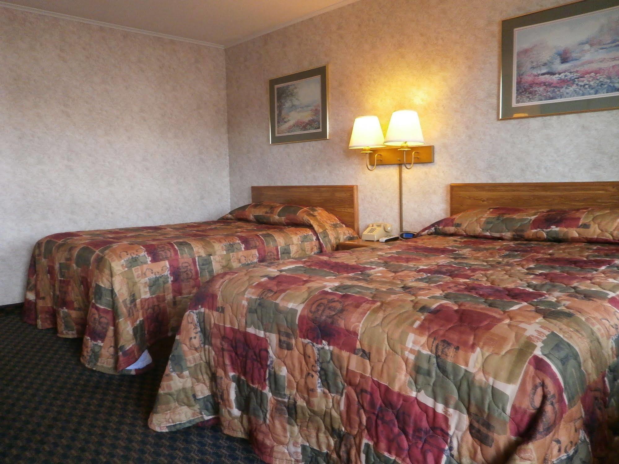 Richmond Inn And Suites Kültér fotó